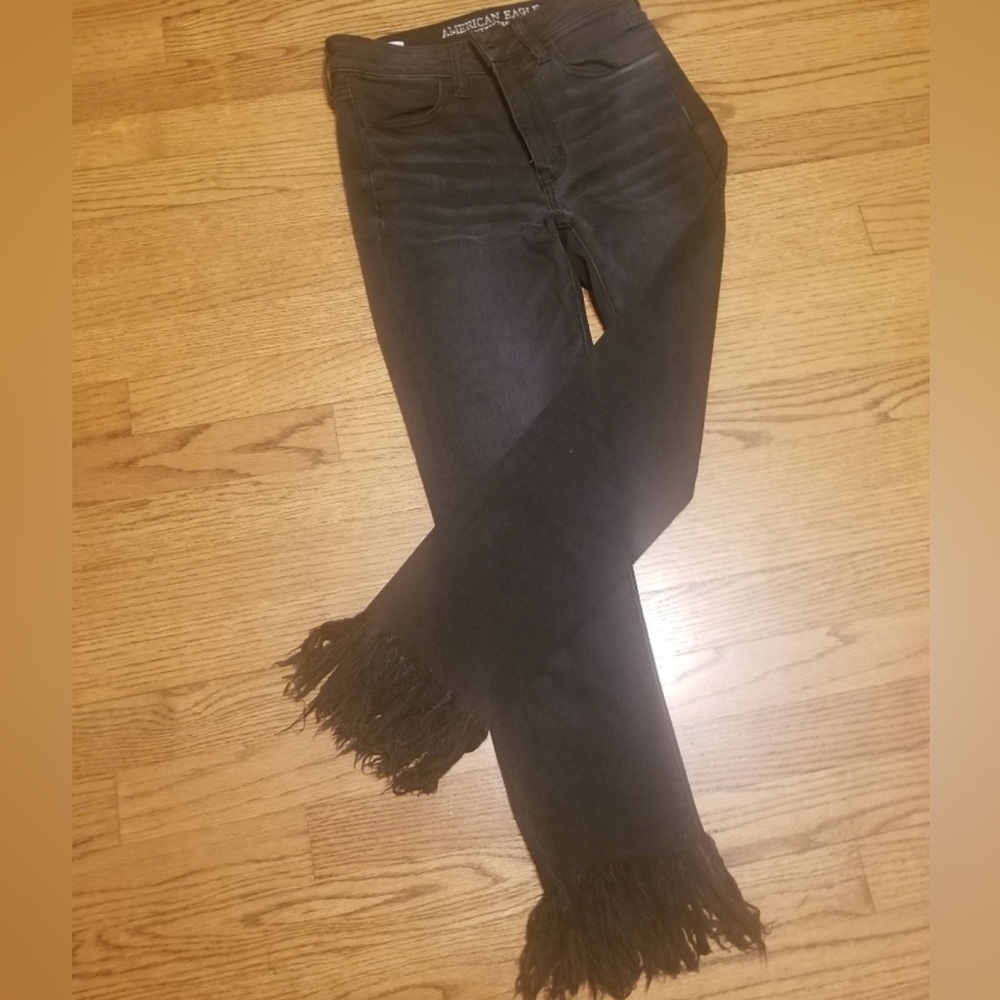 New American Eagle High-rise jogging crop jeans